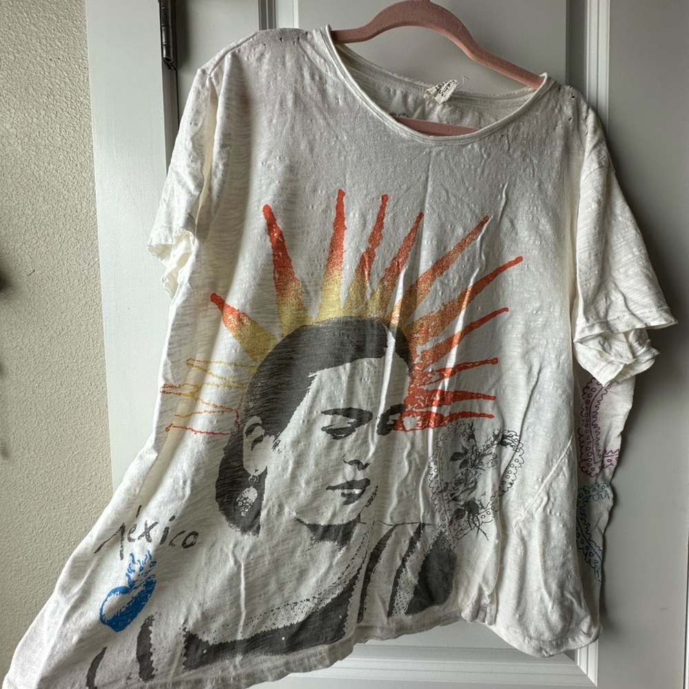 Magnolia Pearl Frida Del Sol Tee.